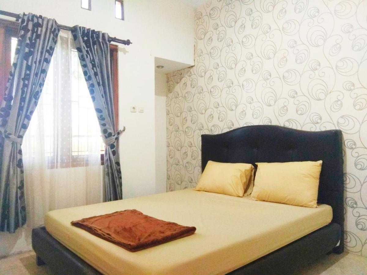 Kenayan Asri Residence By Fh Stay Kalasan Esterno foto